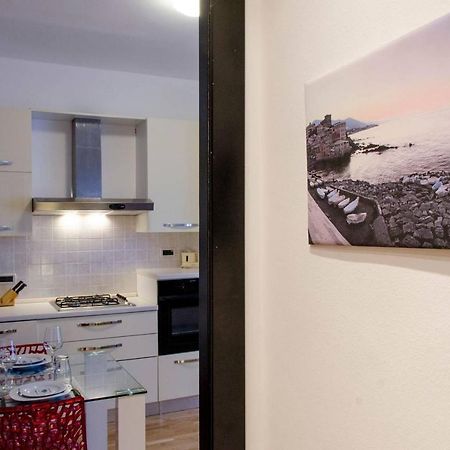 Altido Elegant 1 Bedroom Apt Moments From The Sea Genova Esterno foto